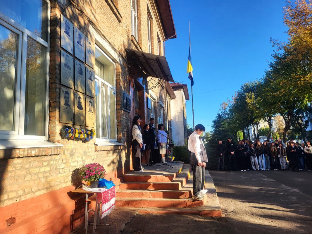 У громаді відкрили 49 меморіальних дошок на честь загиблих Героїв